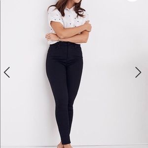 Curvy high-rise skinny jeans